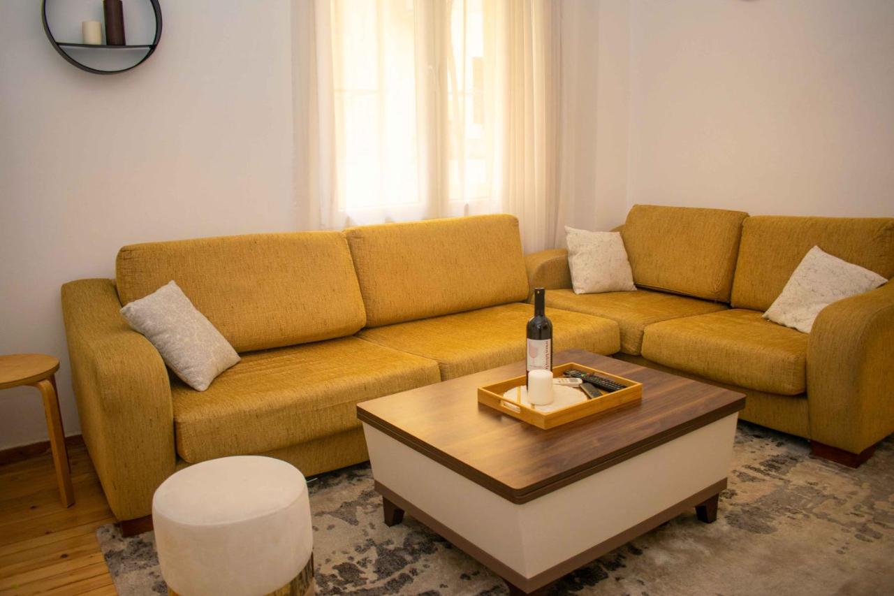 City Center/Navarinou Classical Style Apt-King Bed Thessaloníki Exteriör bild